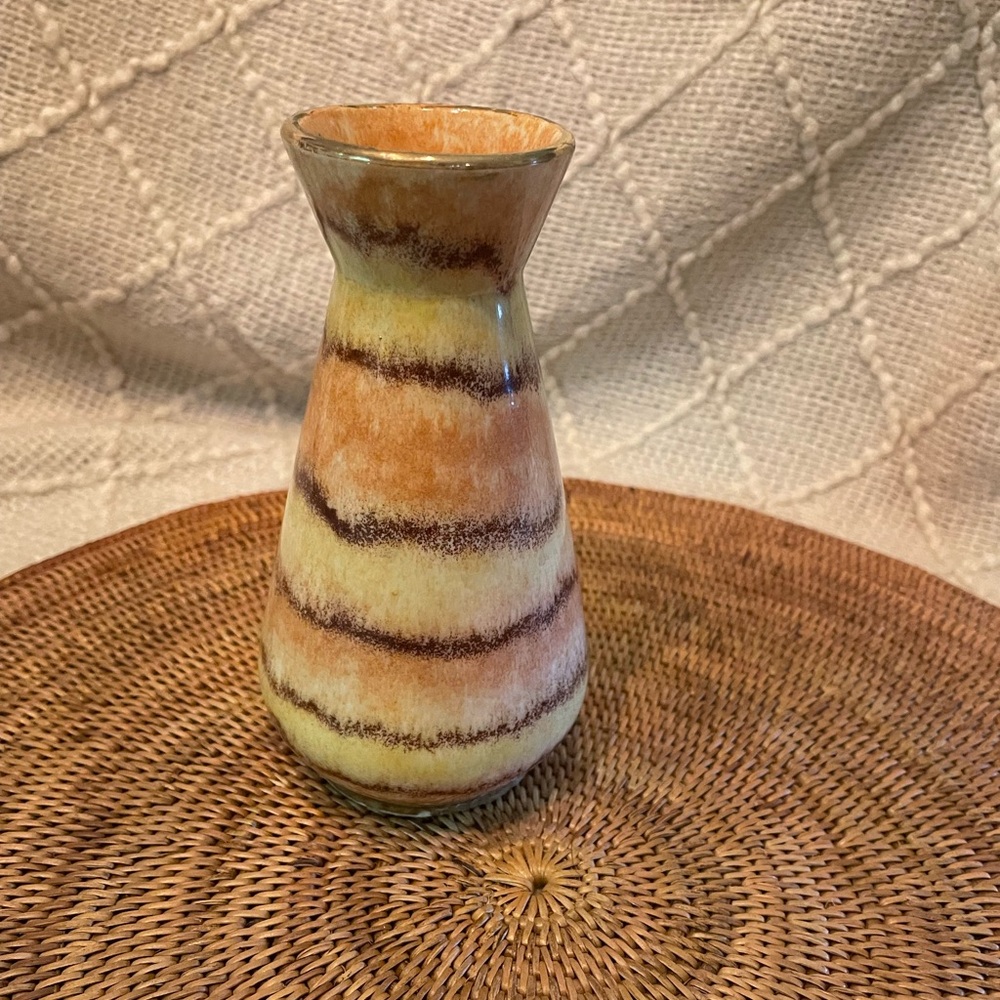 Gorgeous vintage vase made in WestGermany